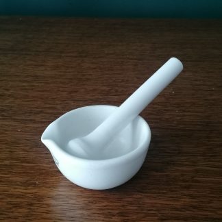 Fehér porcelán mozsár, háztartási cikkek, konyhai eszközök, yupie