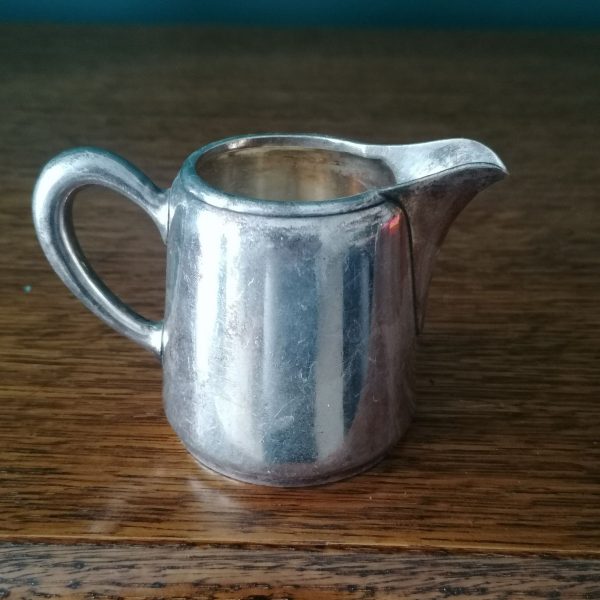 Berndorf Luzern tejes kancsó, konyhai eszközök, yupie