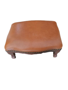 neobarokk stílusú lábzsámoly bőr borítással, bútorok, yupie