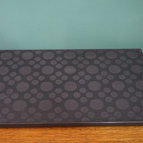Fekete műanyag laptop tartó, elektronika, yupie