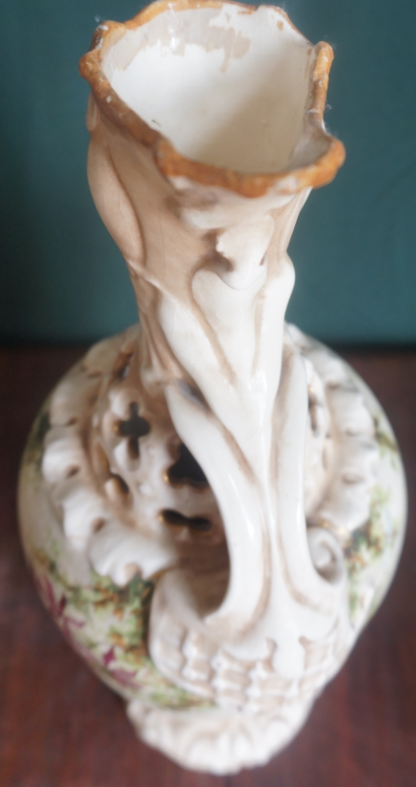 Virágmintás, gazdagon díszített porcelán váza, dekoráció, vázák, yupie