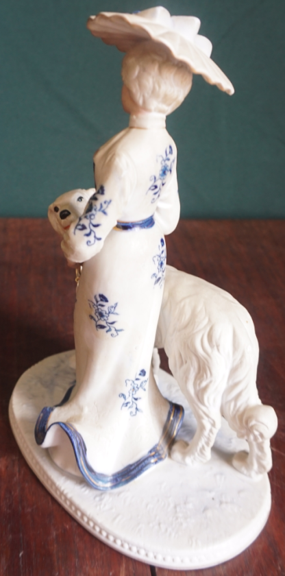Kutyás nő porcelán figura, dekoráció, yupie
