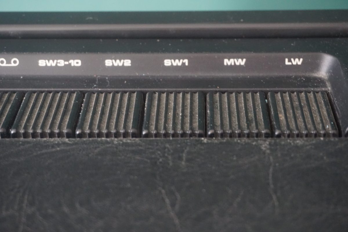 Grundig Satellit 3400 rádió, elektronika, yupie