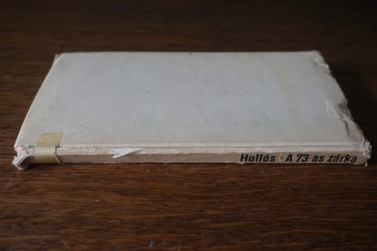 Hollós Ervin: A 73-as zárka, könyvek, yupie