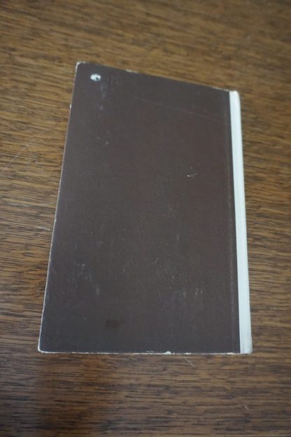 Hugo A. Bernatzik Gari Gari, könyvek, yupie