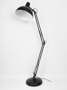 Modern állólámpa állítható fejjel fekete fém kivitelben 180 cm