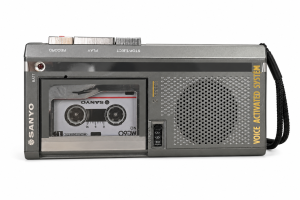 SANYO M60 vintage mini kazettás diktafon Voice Activated System VAS funkcióval