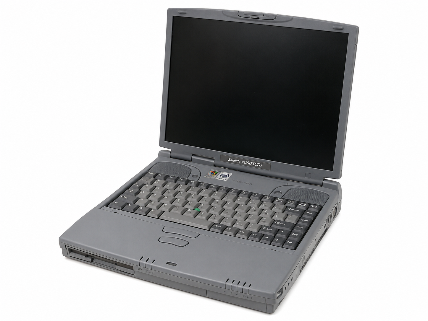 Toshiba Satellite 4060XCDT vintage laptop Pentium II processzorral
